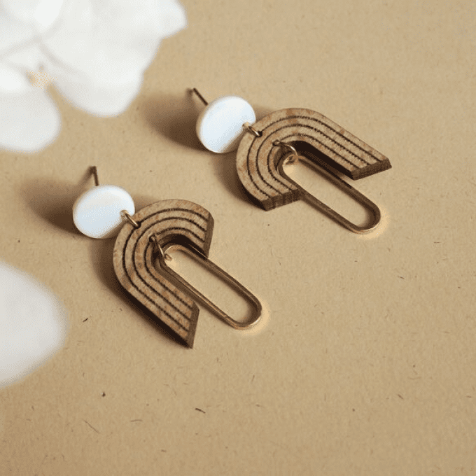 BOUCLES D'OREILLES EN BOIS FAIT MAIN AZURINE - Bewööd